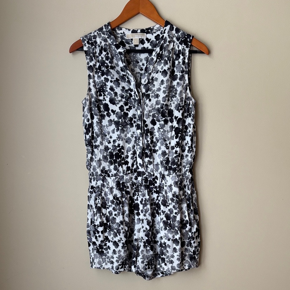 Michael Kors Women’s Dress Romper Black and White Size Small Buttons